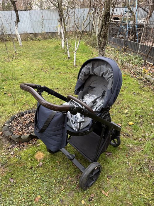 Коляска Roan ivi 2в1