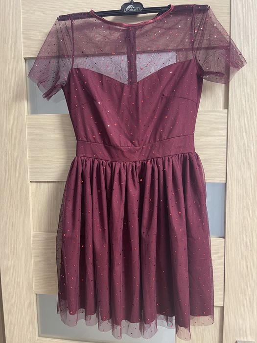 Святкова сукня в блискітки