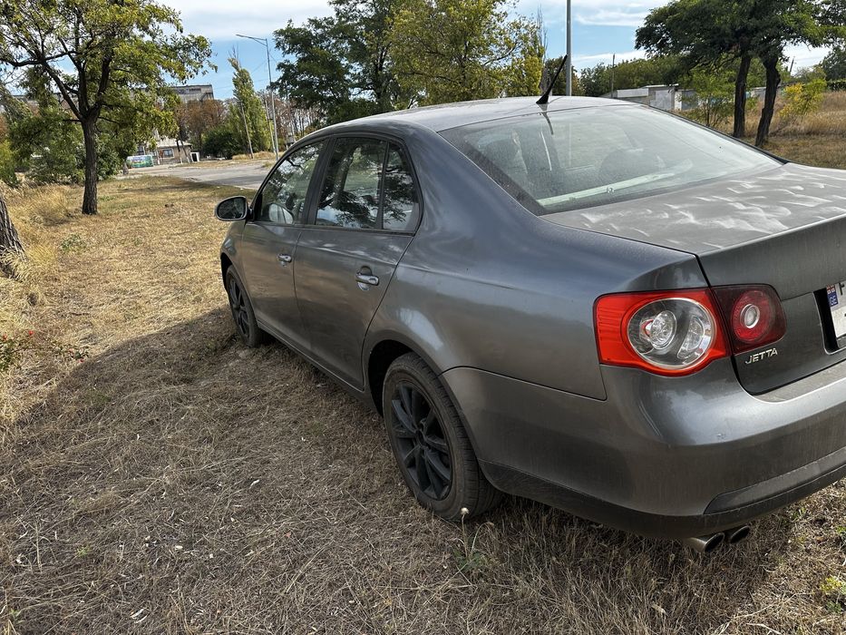 Volkswagen jetta 2010 рік 2,5 бензин/газ