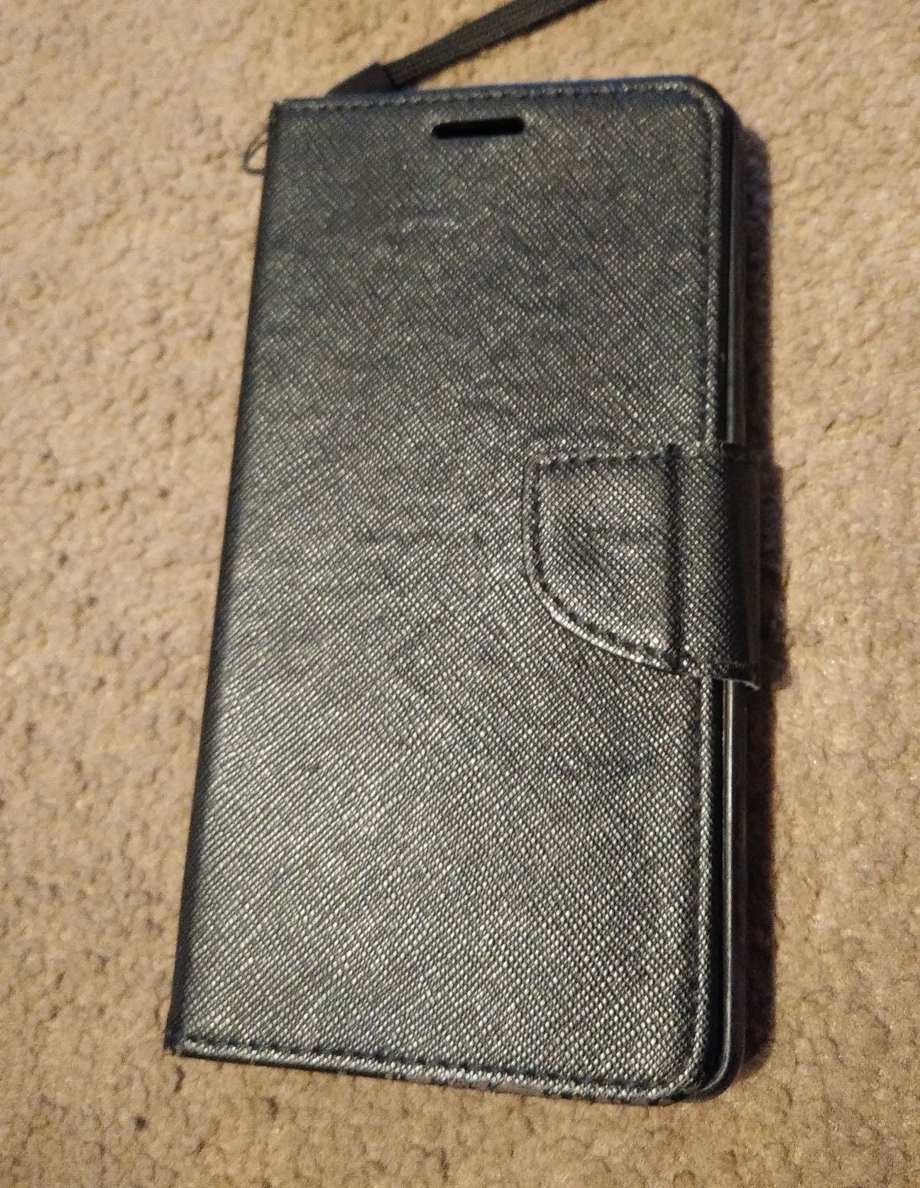 Etui do telefonu