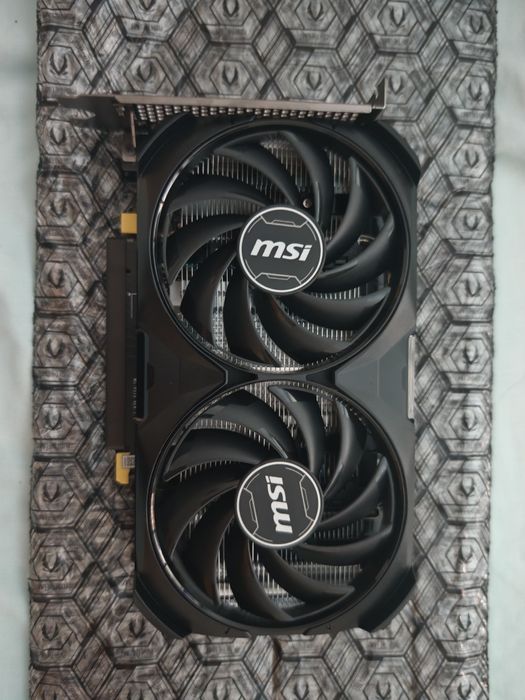 Gráfica MSI NVIDIA GeForce RTX 4060 Ti Ventus 2X 8G OC GDDR6 DLSS3