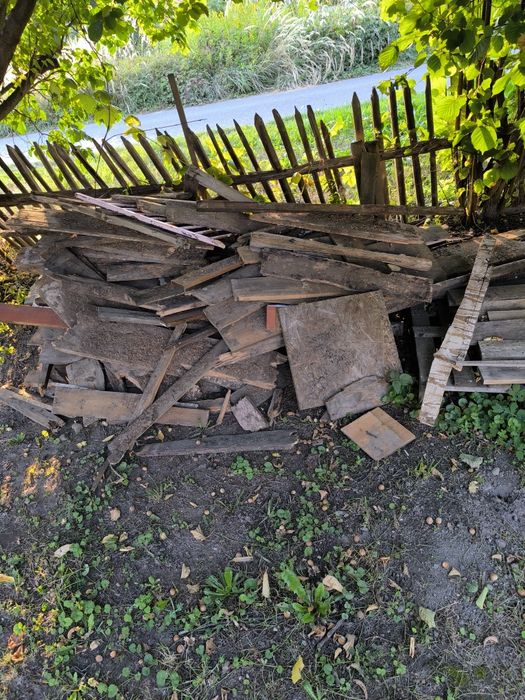 Oddam deski za darmo