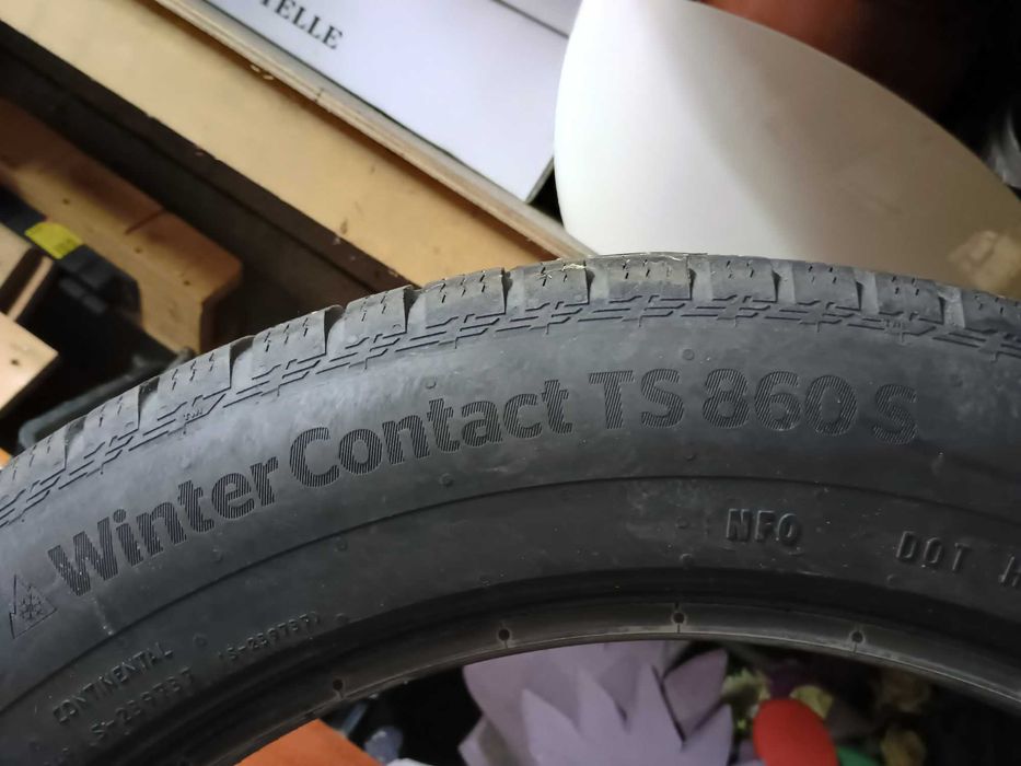 Opony zimowe 225/55/19 R19 Continental