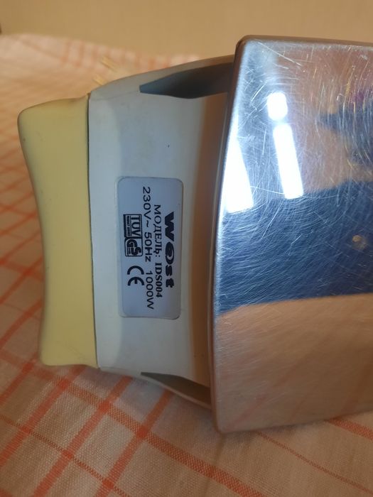 Утюг West белый утюг 1000Вт Вест