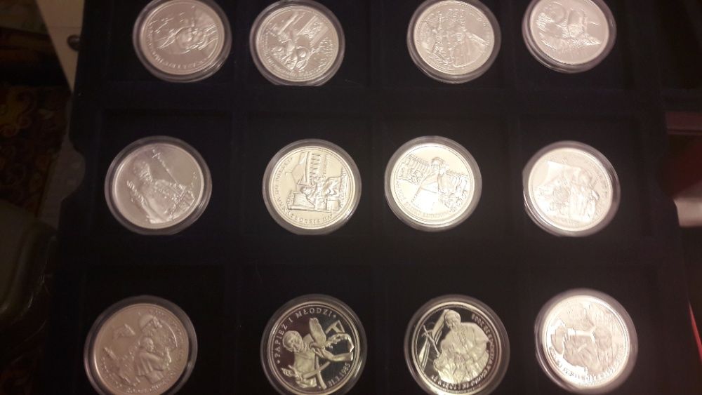 Monety, numizmaty, kolekcja medali papieskich, srebro, złocenia, unika