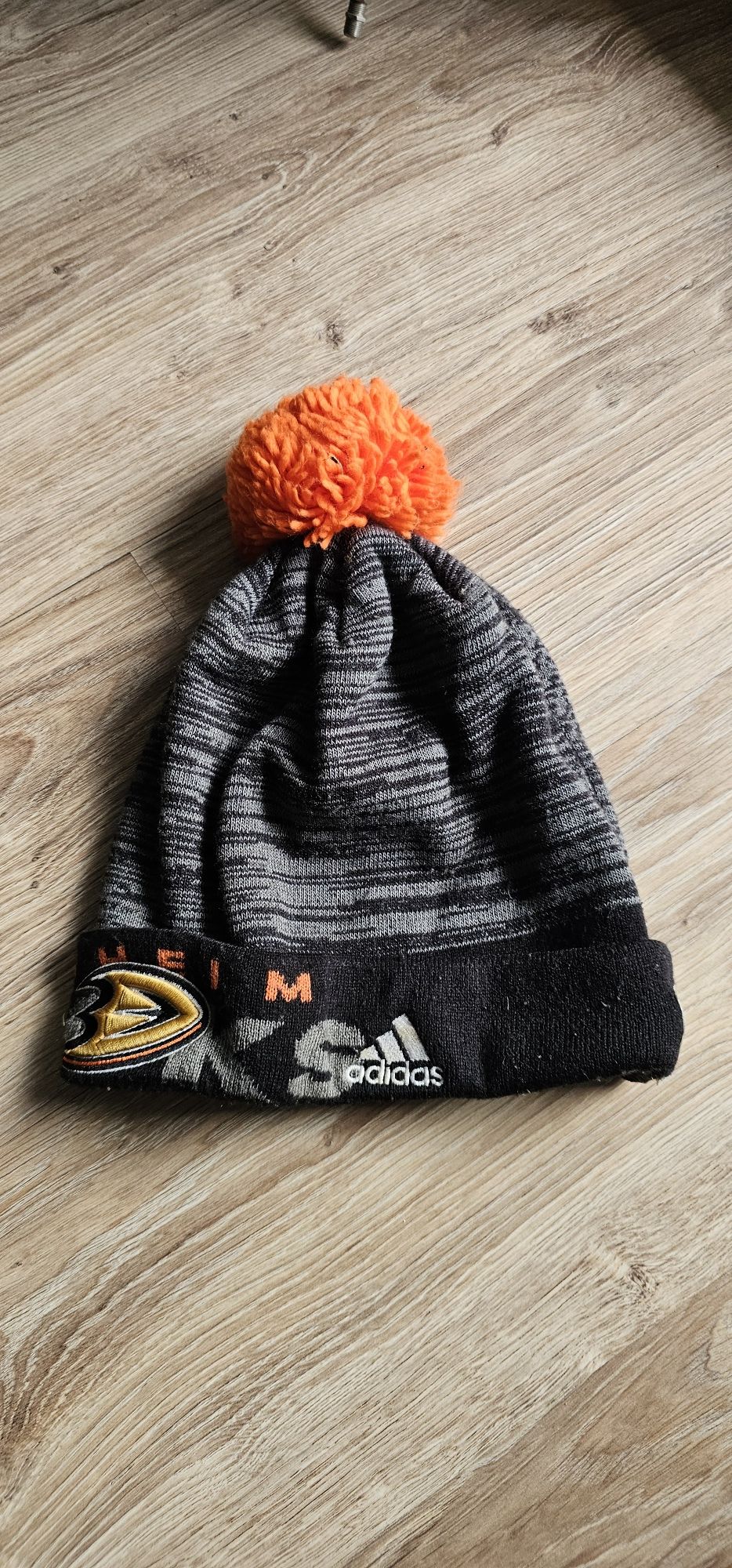 ANAHEIM DUKS ADIDAS czapka zimowa rozmiar uniwersalny