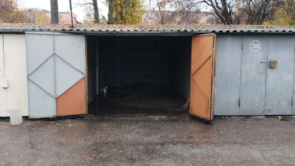 Сдам гараж новые дома