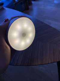 Lampka LED automatyczna (do szafy, sypialni lub łazienki)