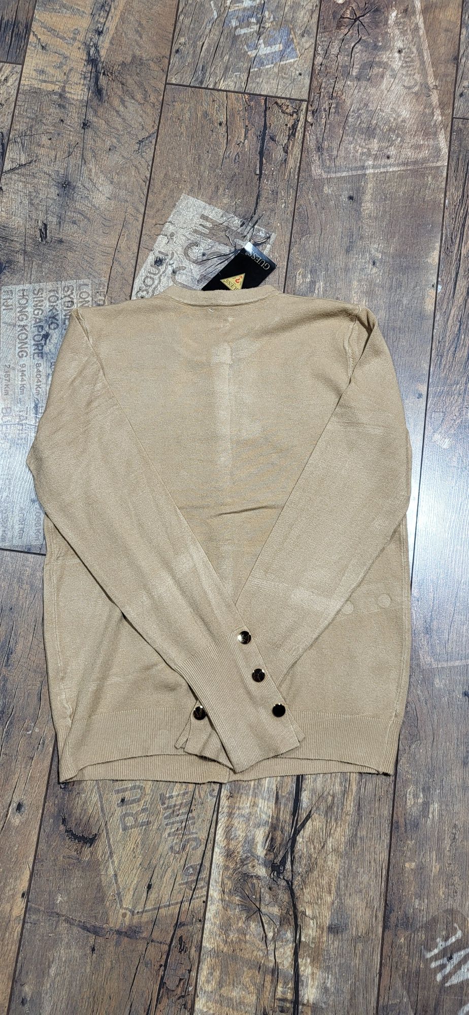 Zapinany sweter damski złote guziki jak kaszmir Logo guess uni