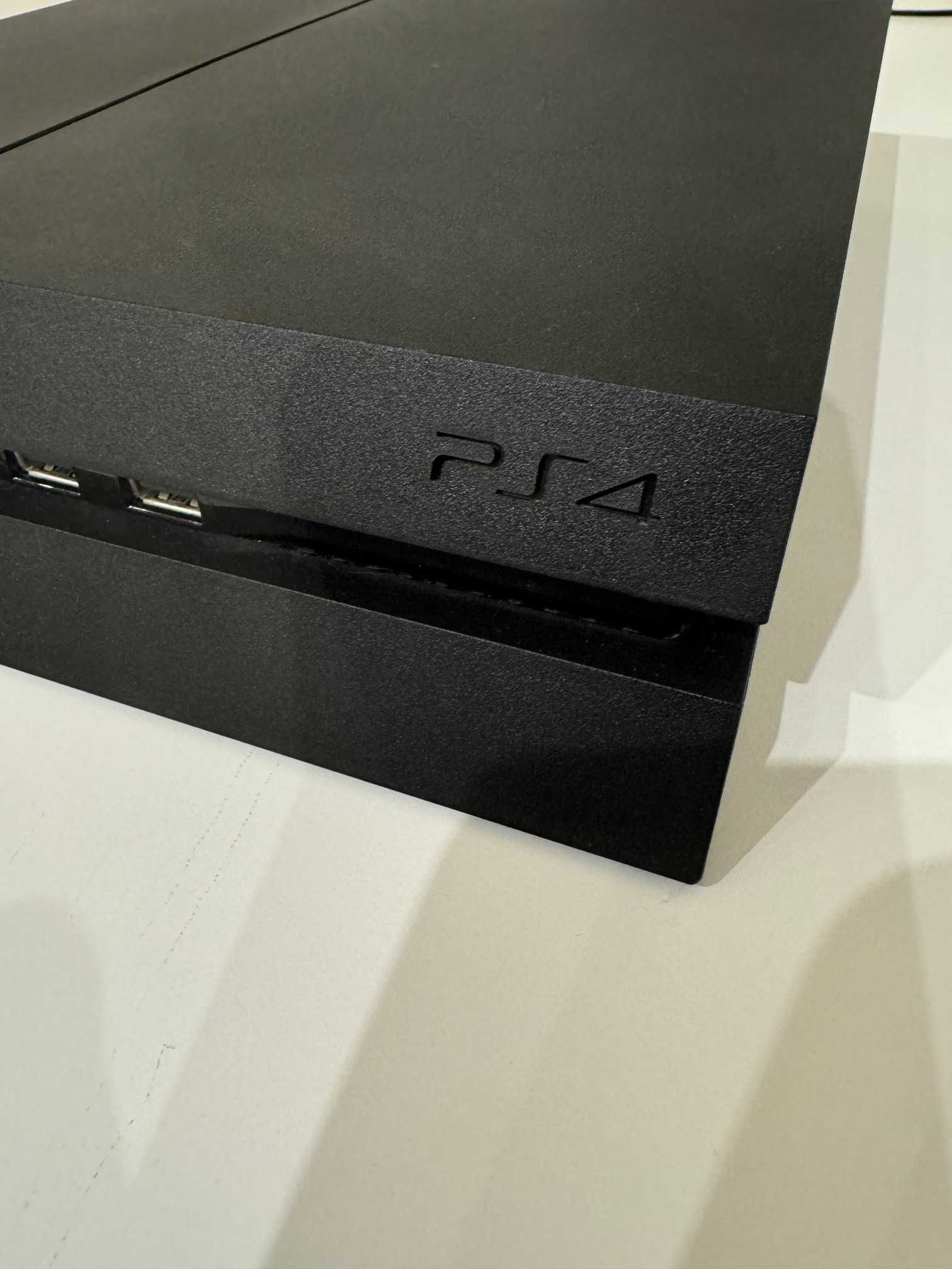 Konsola PlayStation 4 plus gry - ekspresowa wysyłka