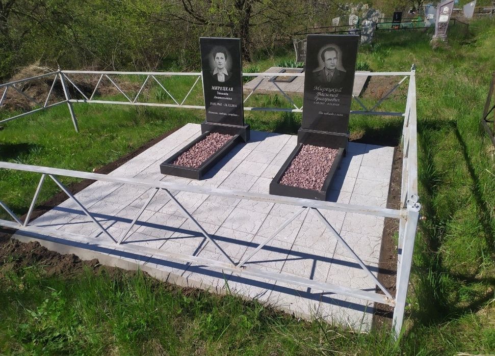Укладка тротуарной плитки на кладбище Днепр
