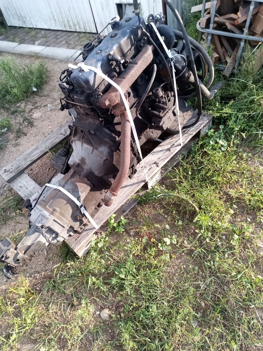 silnik Perkins + skrzynia biegów 2.7D buggy rurak traktorek sam itp