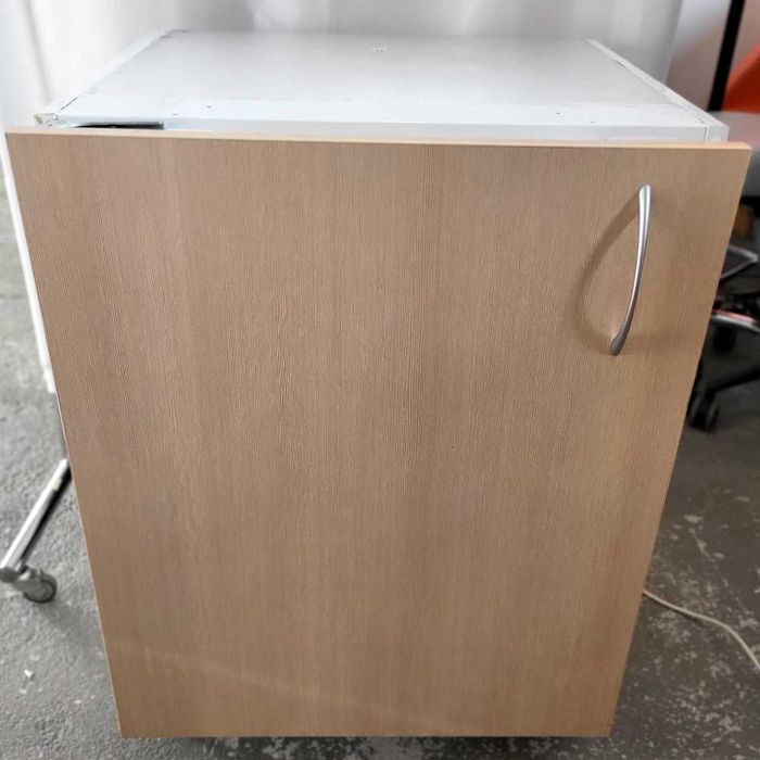 Lodówka podblatowa marki Beko nr kat. Beko L60130B, do zabudowy