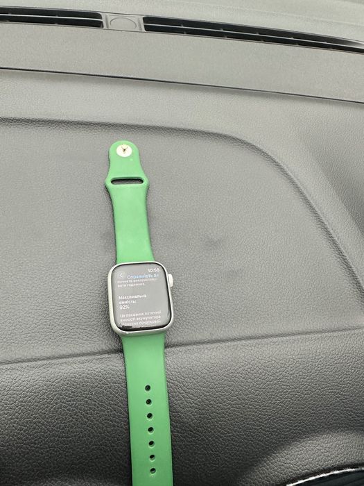 Продам Apple Watch Series 8 41 мм