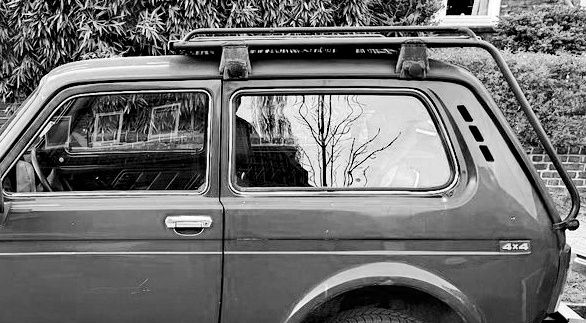 Lada 4x4 niva bagażnik krótki