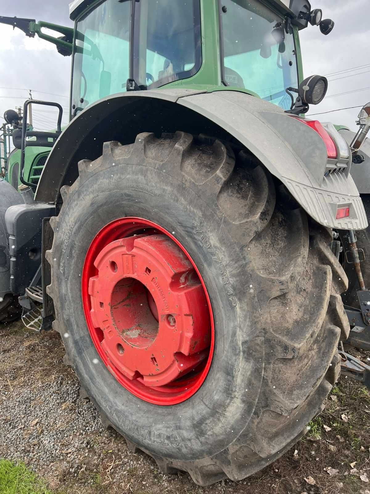 Трактор колісний FENDT 936 VARIO 2011 року