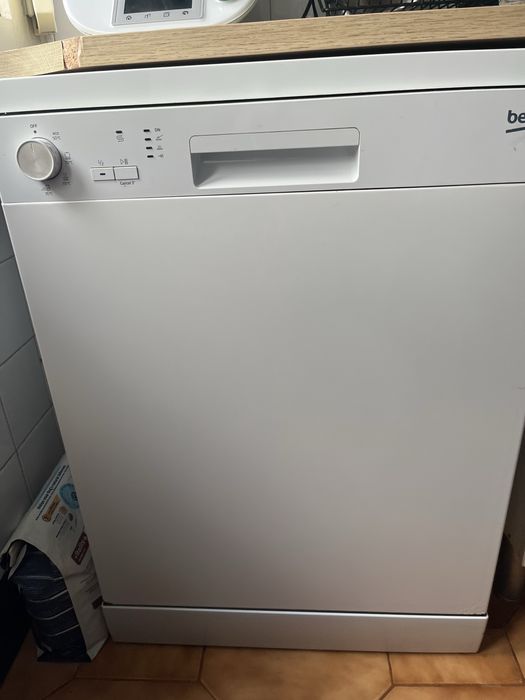 Maquina de lavar loiça Beko