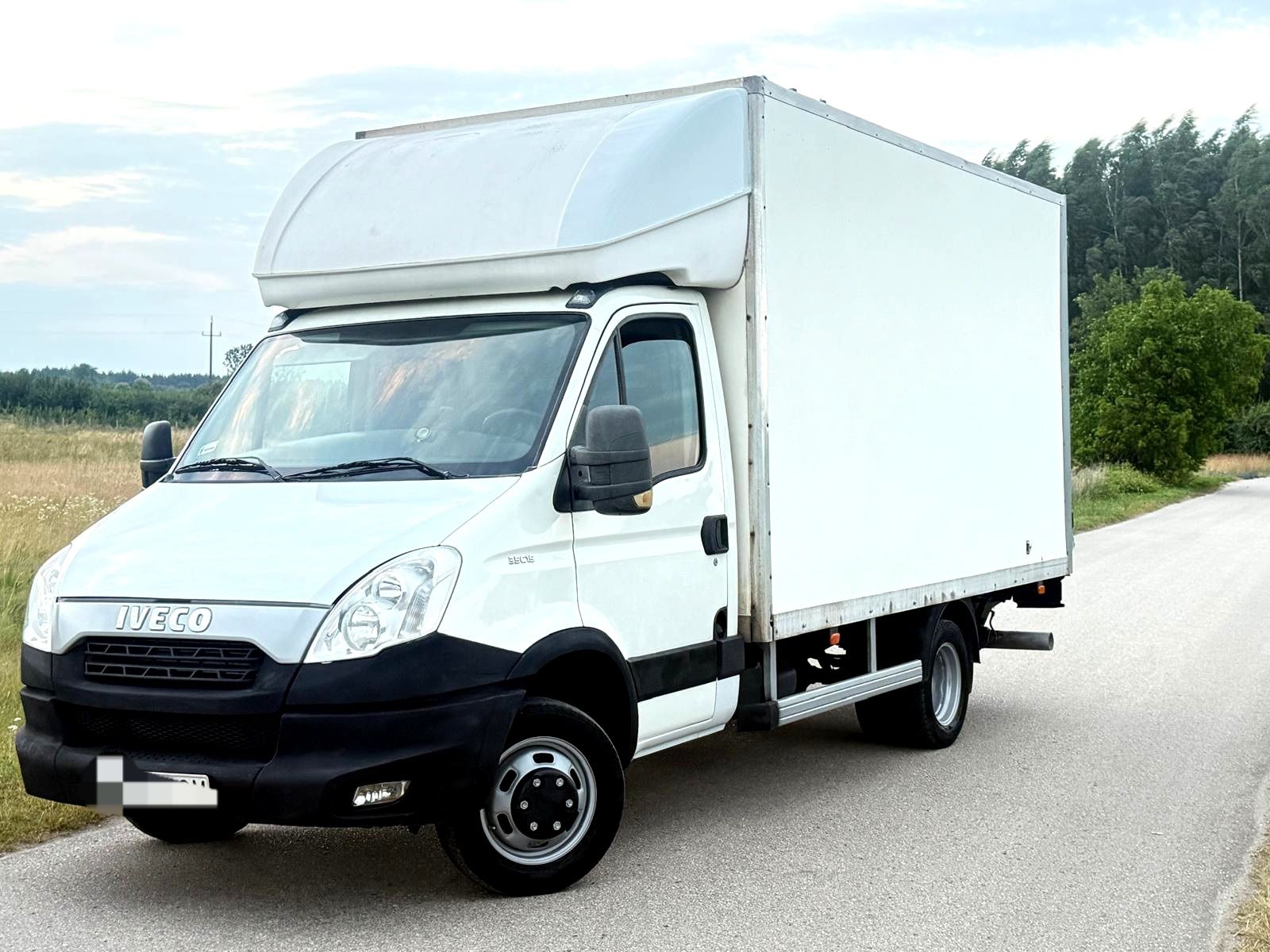 Iveco daily 35 c15 izorerma chlodnia blizniak winda