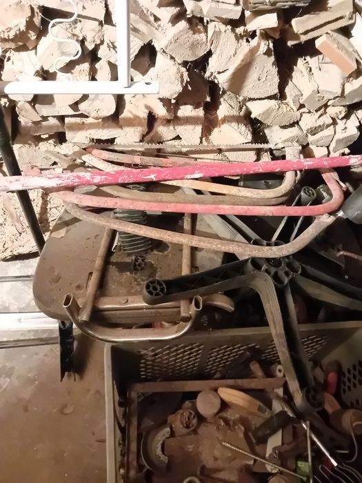 Recolho sucata e  todo tipo de metais