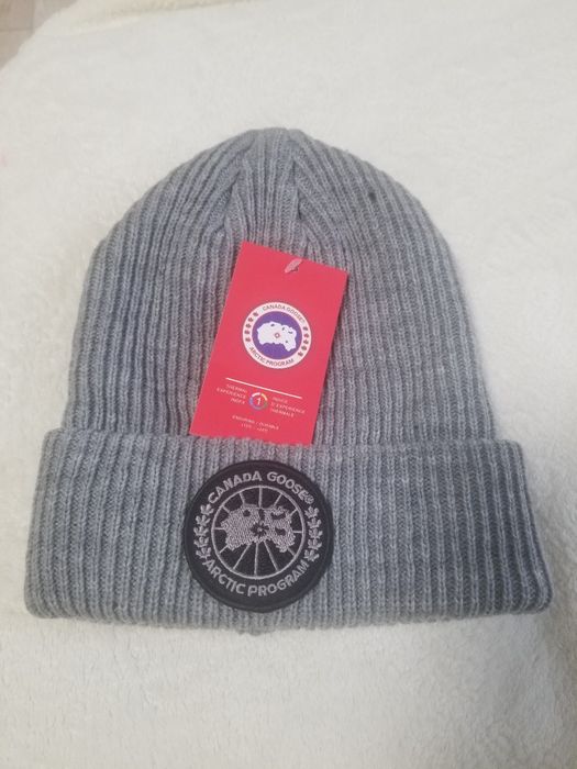 Шапка Canada Goose для активного відпочинку