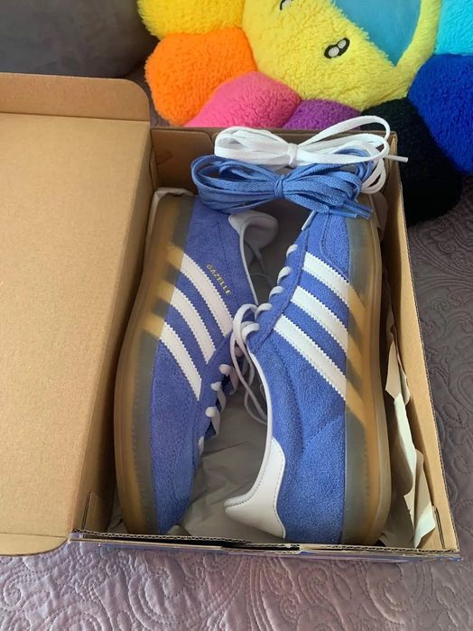 Adidas gazelle azuis