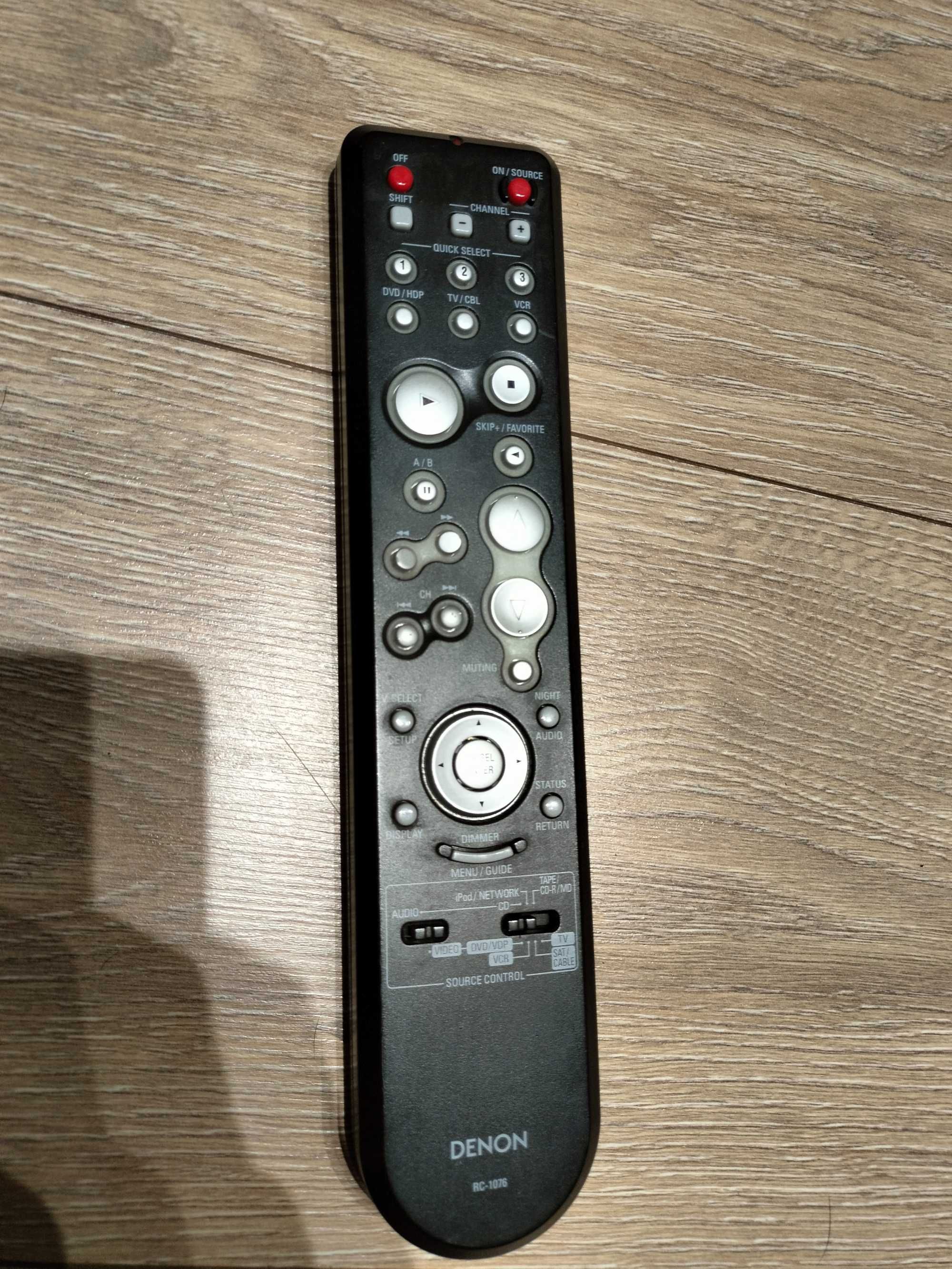 amplituner denon AVR-1708