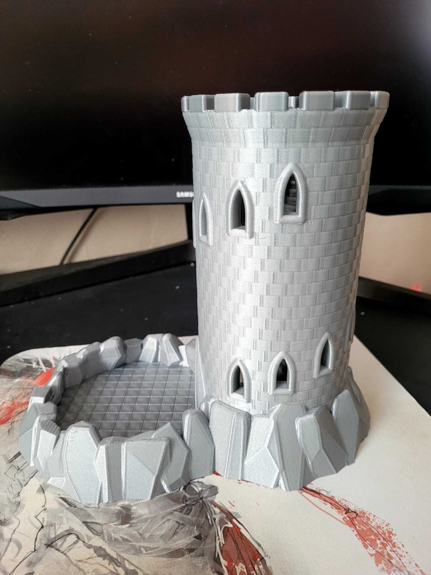 Dice tower wieża do kości masywna zamek RPG