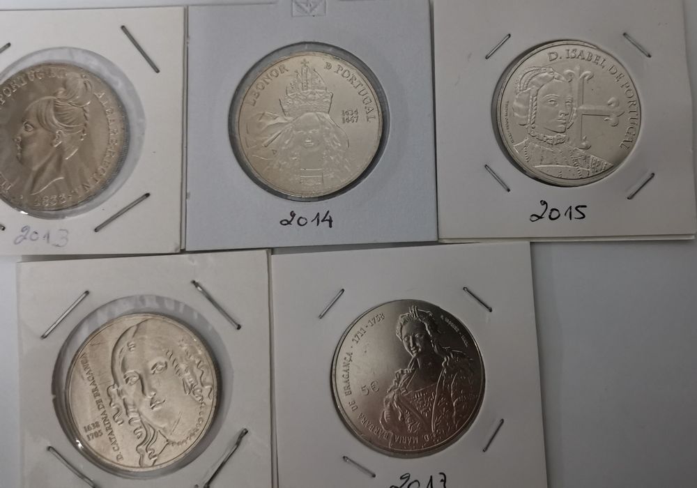 Coleção de 5 moedas "Rainhas/Figuras histórias de Portugal"
