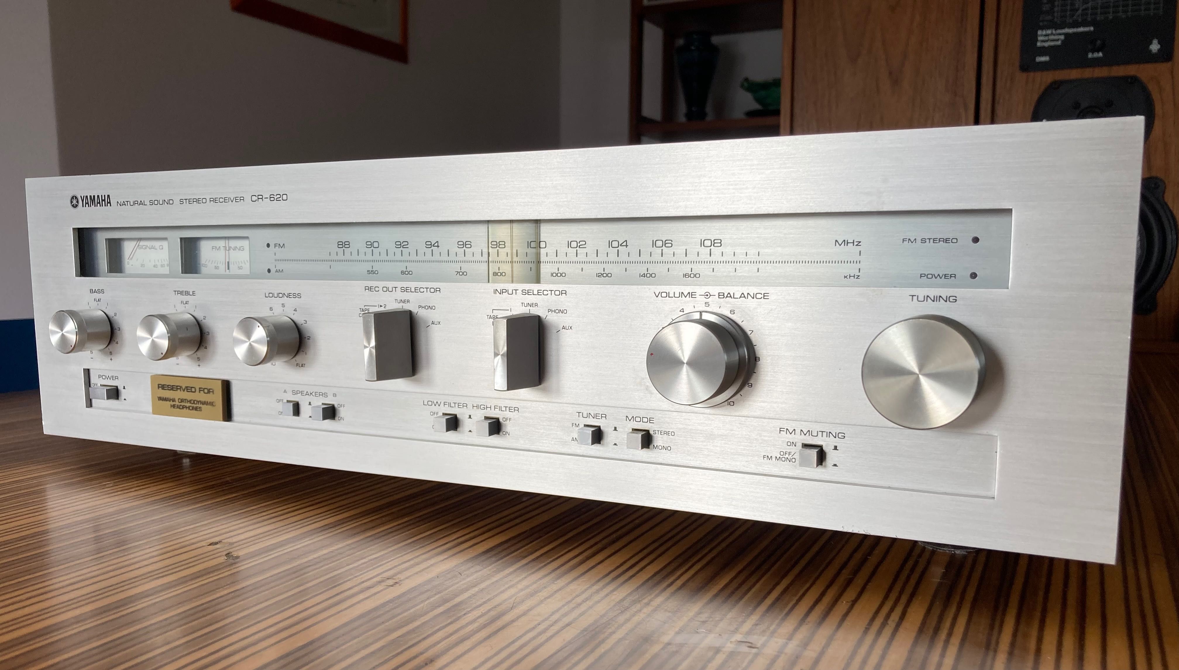 Receiver Amplificador Yamaha CR-620