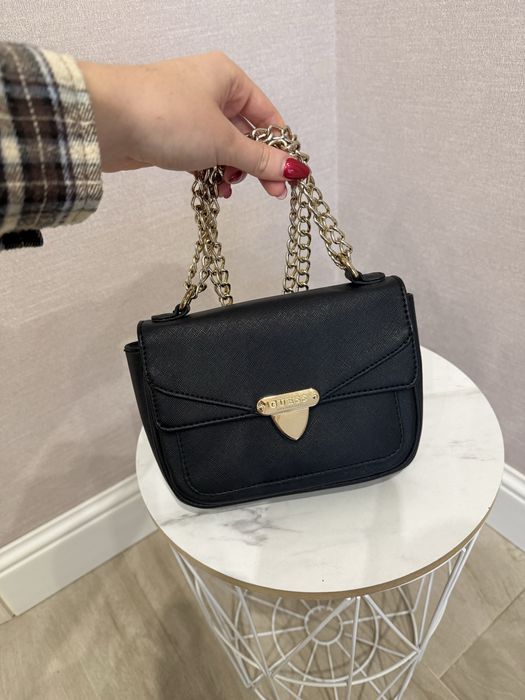 Віддам за 600!! Сумочка Guess оригінал!!