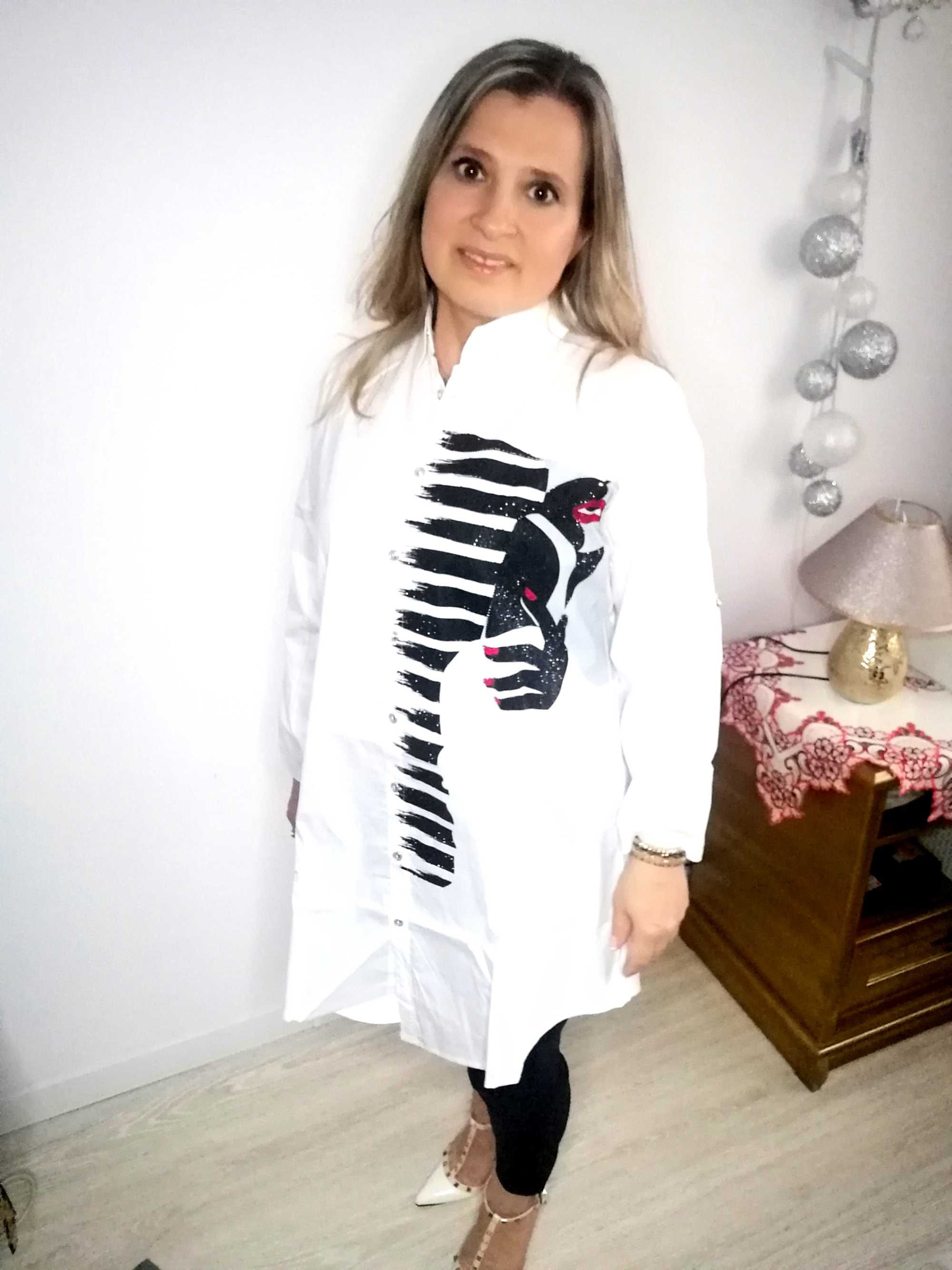 Wikiland 42 XL Biała  Koszula * Czarne Cyrkonie *