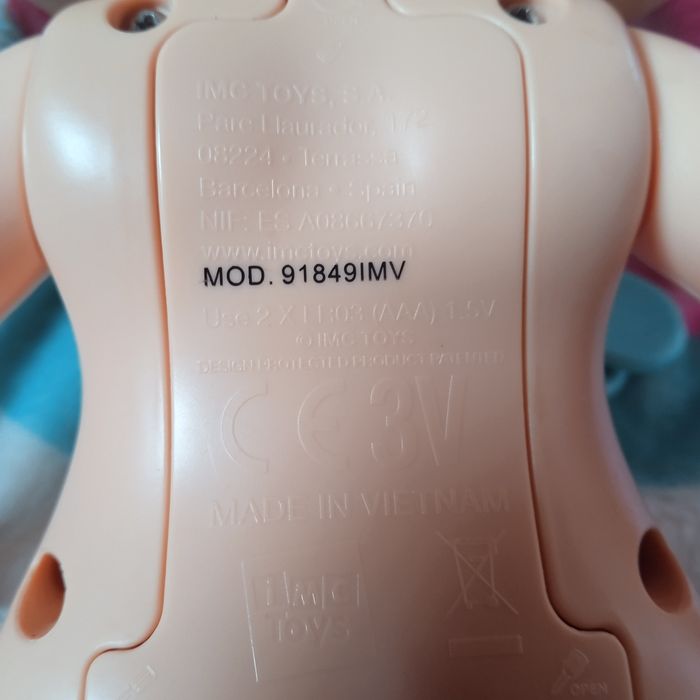 Кукла интерактивная плакса IMC Toys оригинал 32см