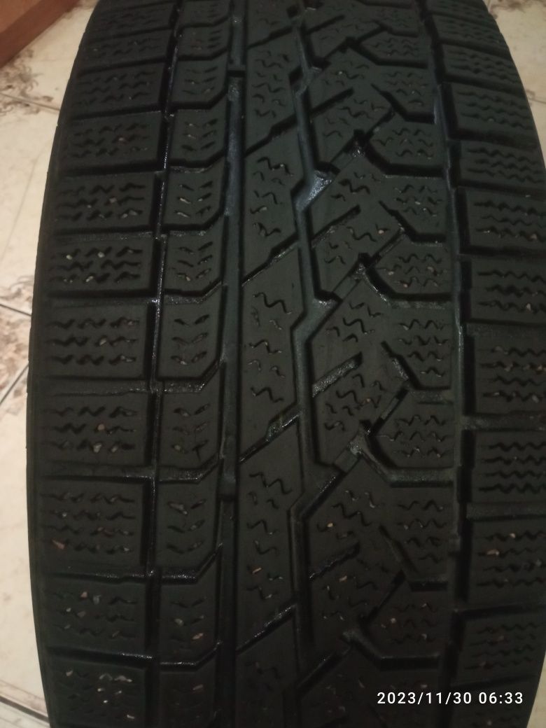 Продам резину KUMHO IZEN   225/55R18