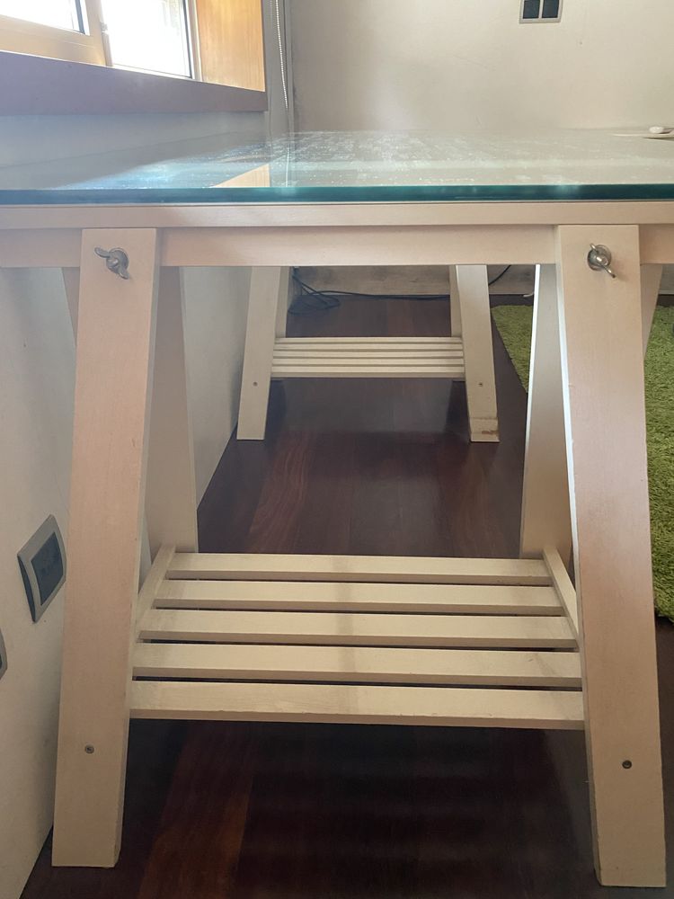Secretária IKEA