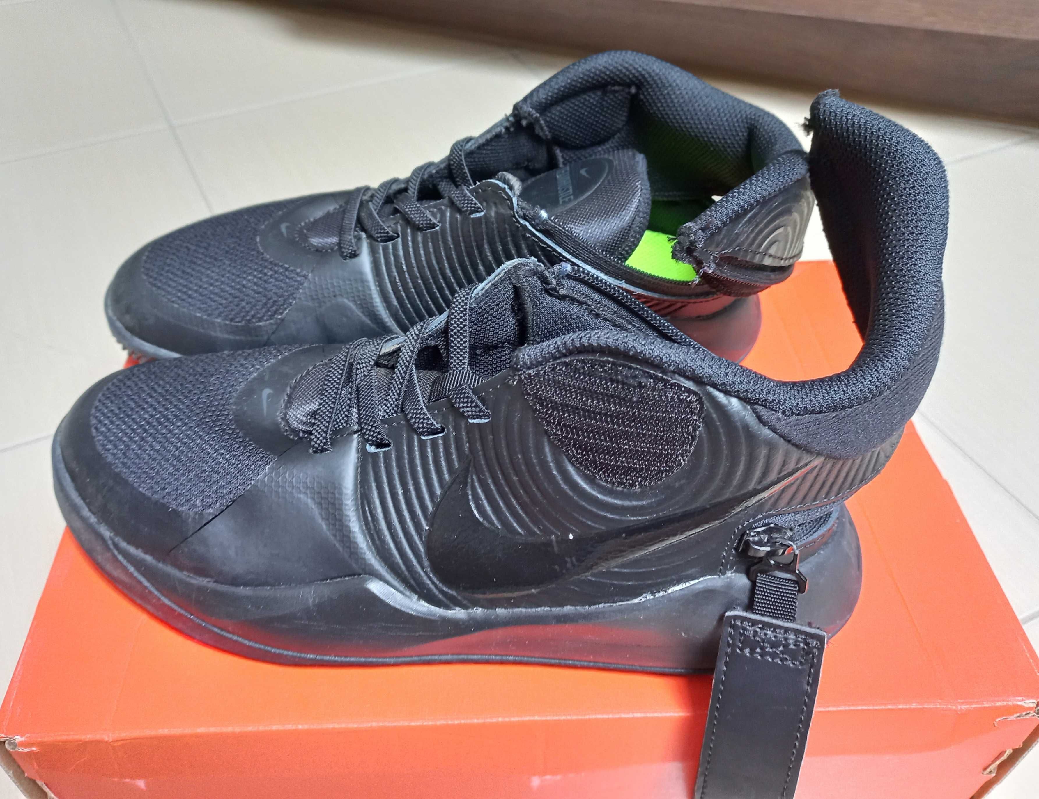 Buty chłopiece Nike roz.38.5