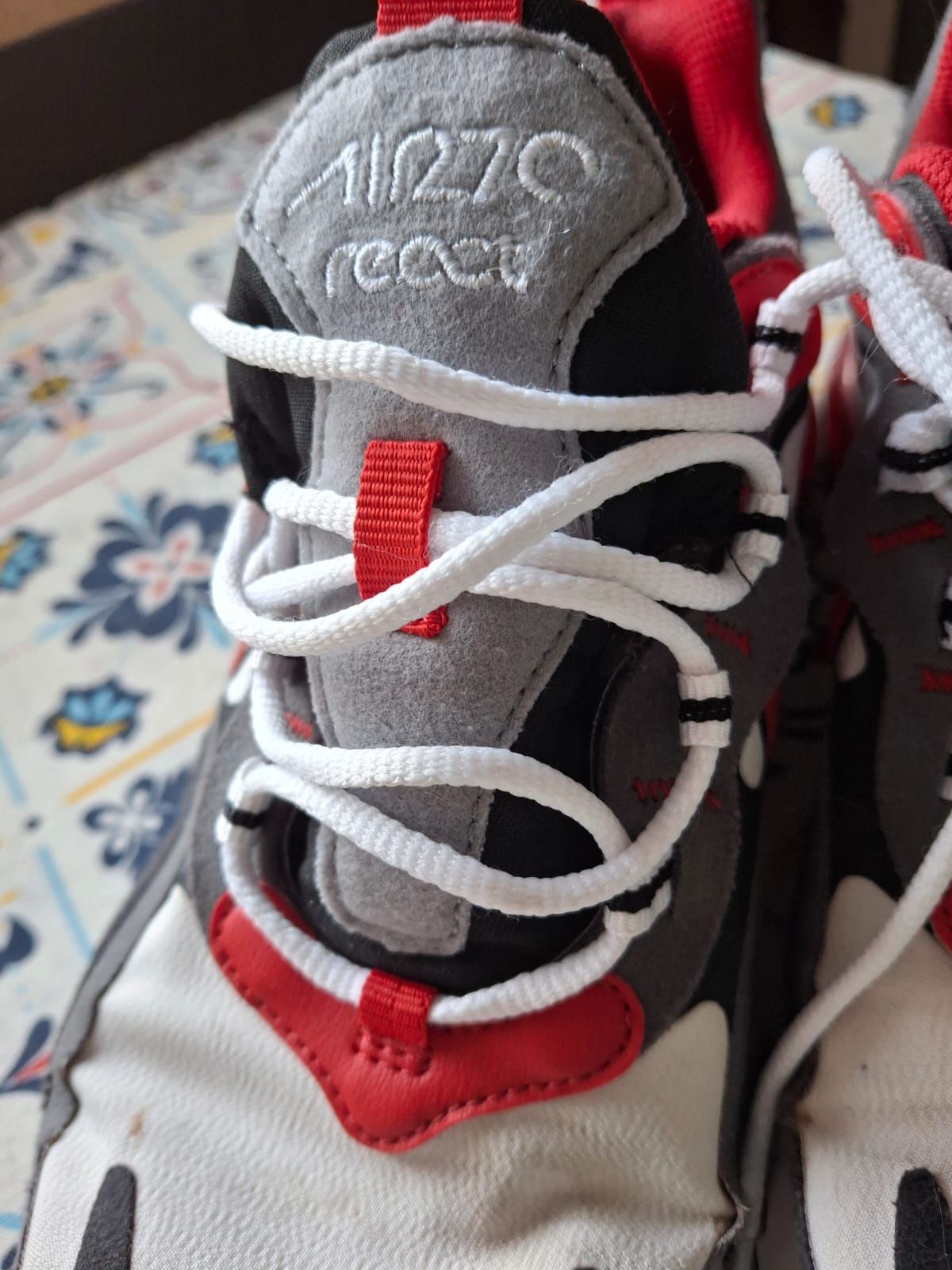 Nike Air Max React 270  39
