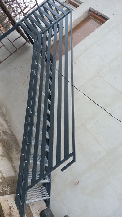 schody metalowe solidne