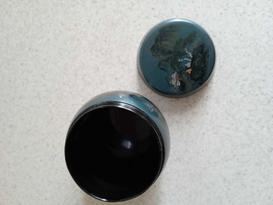 Akcesoria z chińskiej laki