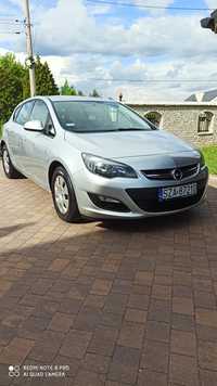 Opel Astra J  1,7 D . Krajowy