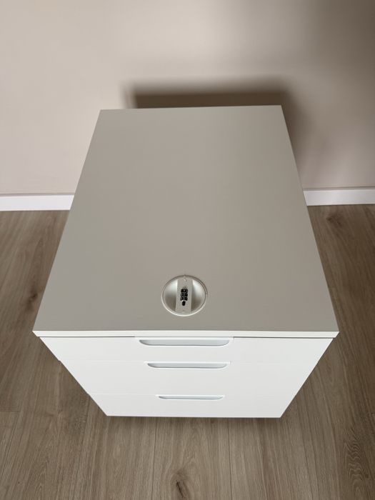 Galant Ikea Komoda na kółkach nowa