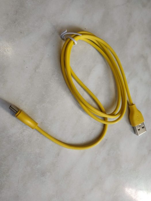Продам кабель Jellico USB Type-C Lightning 1м черный / белый / желтый