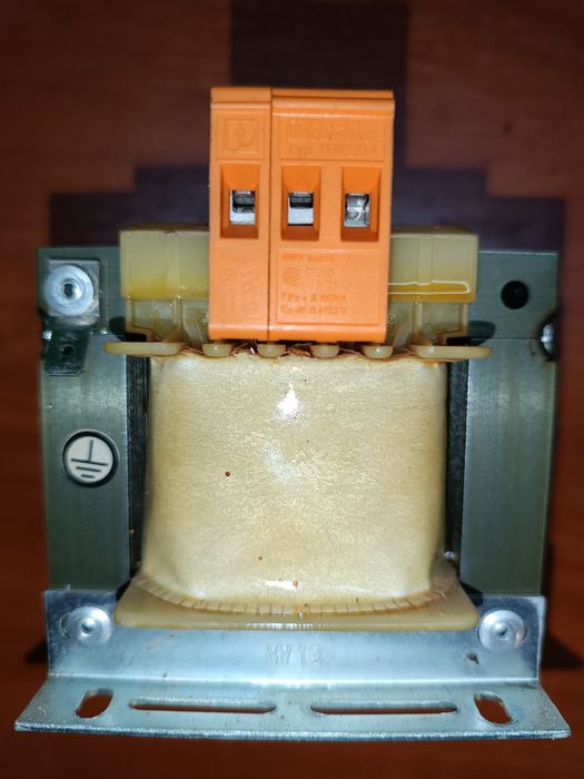 Трансформатор раздільний Noratel.