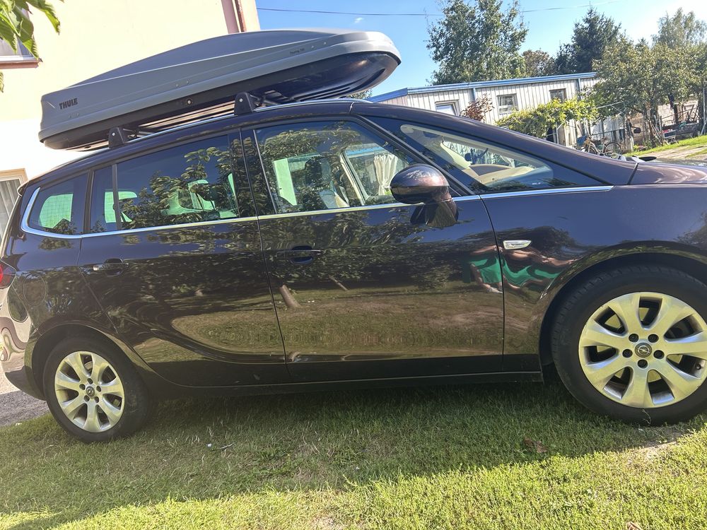 Opel zafira tourer 2014 1.4 benzyna + LPG