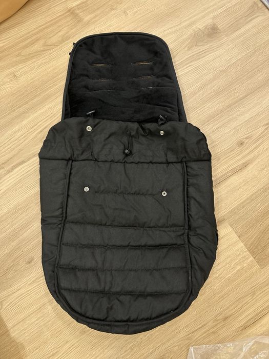 Продам чохол УНІВЕРСАЛЬНИЙ  на прогулянкову коляску