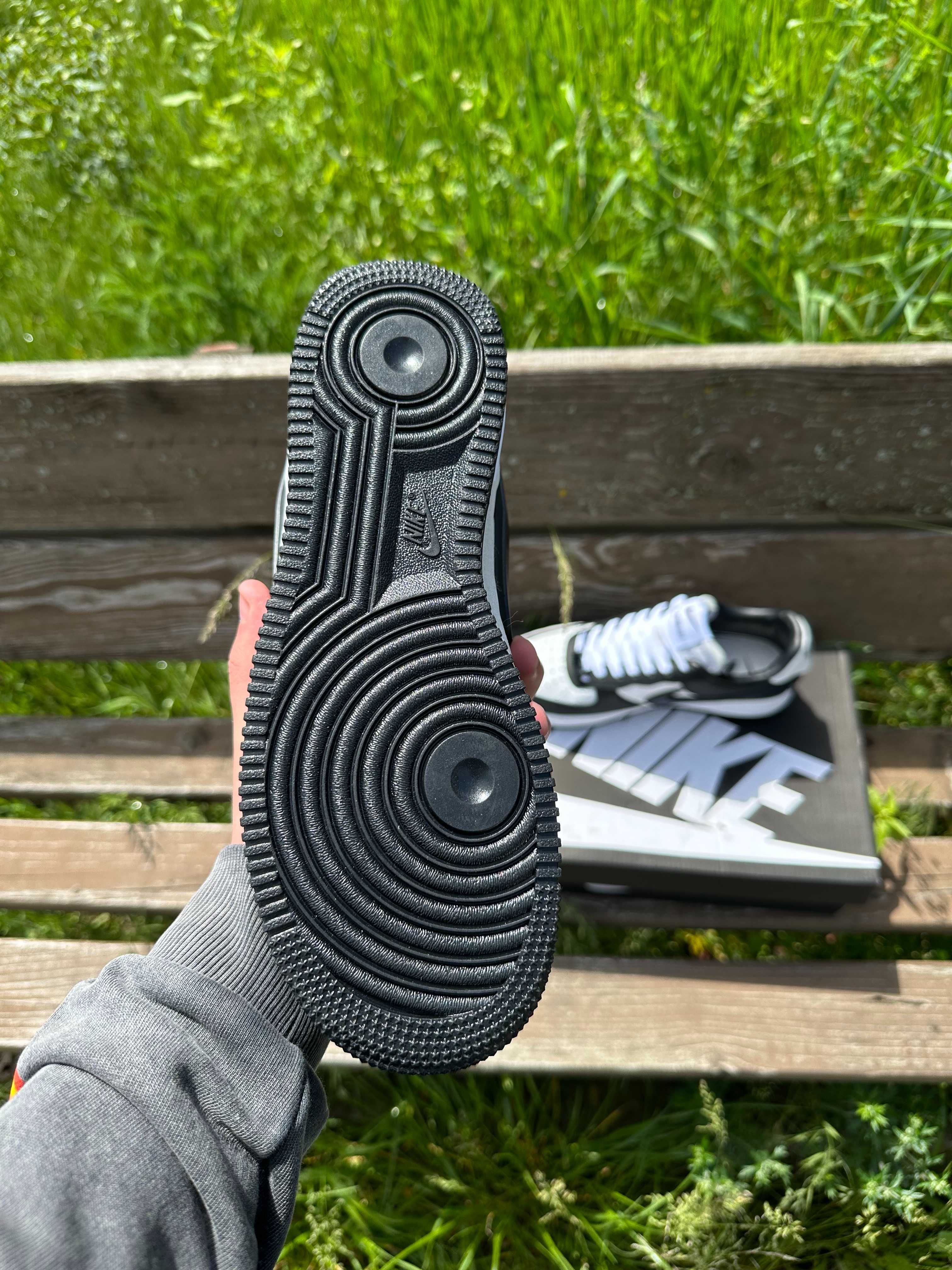 Nike Ambush / Air Force 1