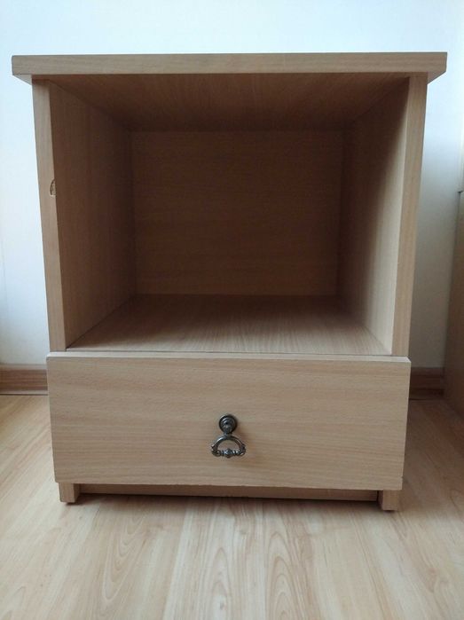 Nakaslik - szafeczka z szufladą