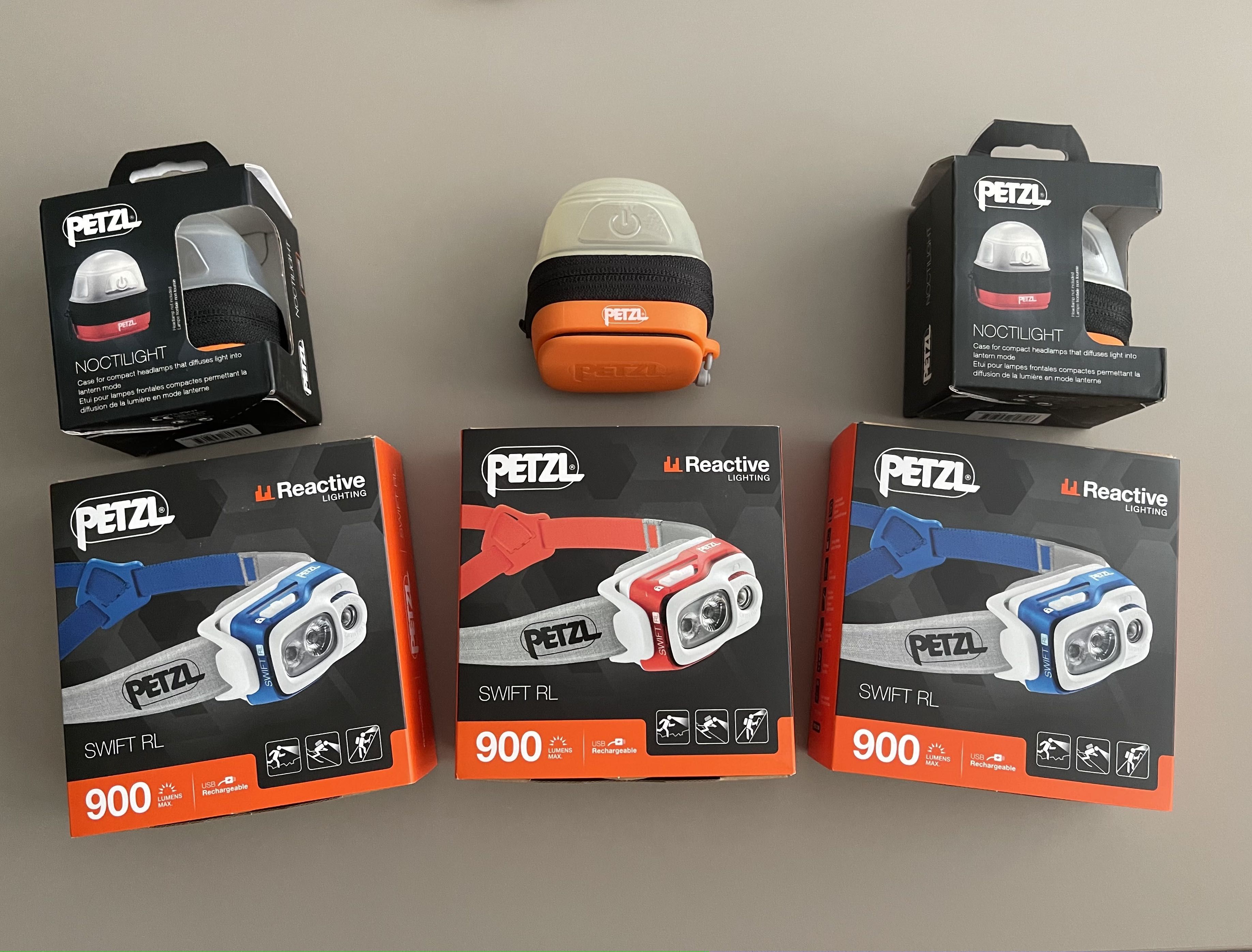 Налобний ліхтарик Petzl Swift RL (900Лм)