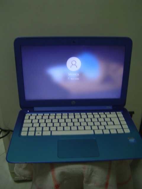 Portatil HP Stream 13-c000np