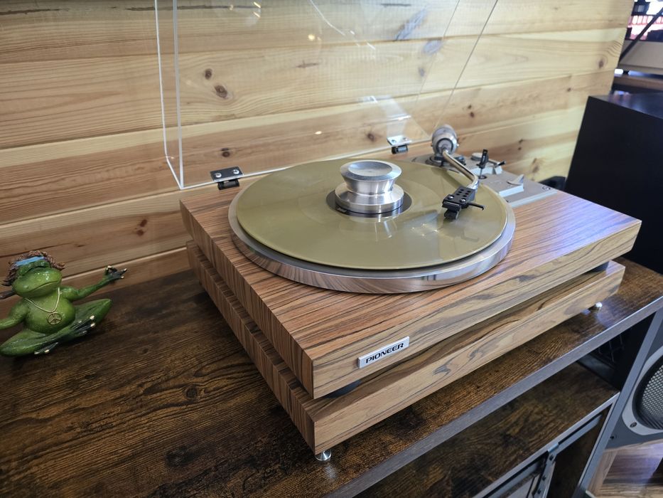 Gramofon Pioneer PL514