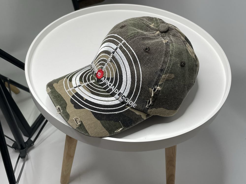 Кепка бейсболка Y2k distresed camo cap камо vetment balenc yzy racer